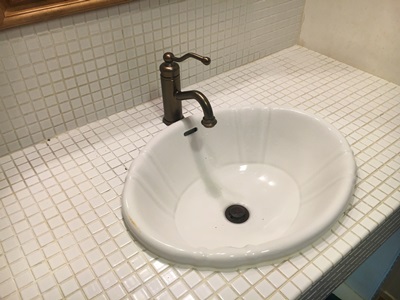 洗面水栓の交換