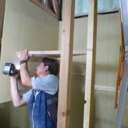 廻り階段造作