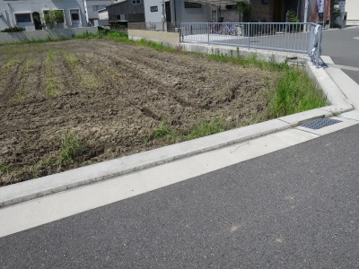 明石市F様邸の造成工事前