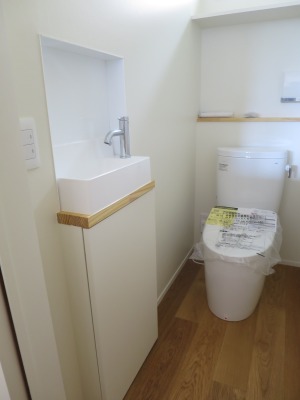 トイレの手洗い収納