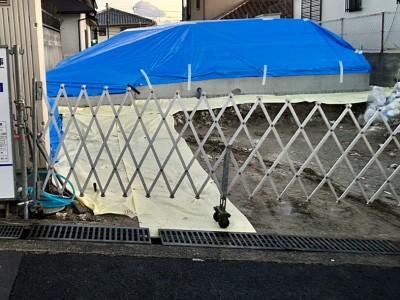 土台敷き後シート養生