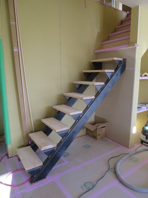 アイアンスケルトン造作階段