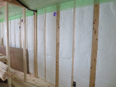 高性能グラスウール充填断熱