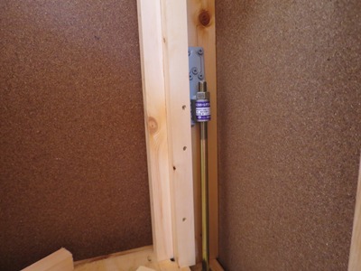 ホールダウン金物